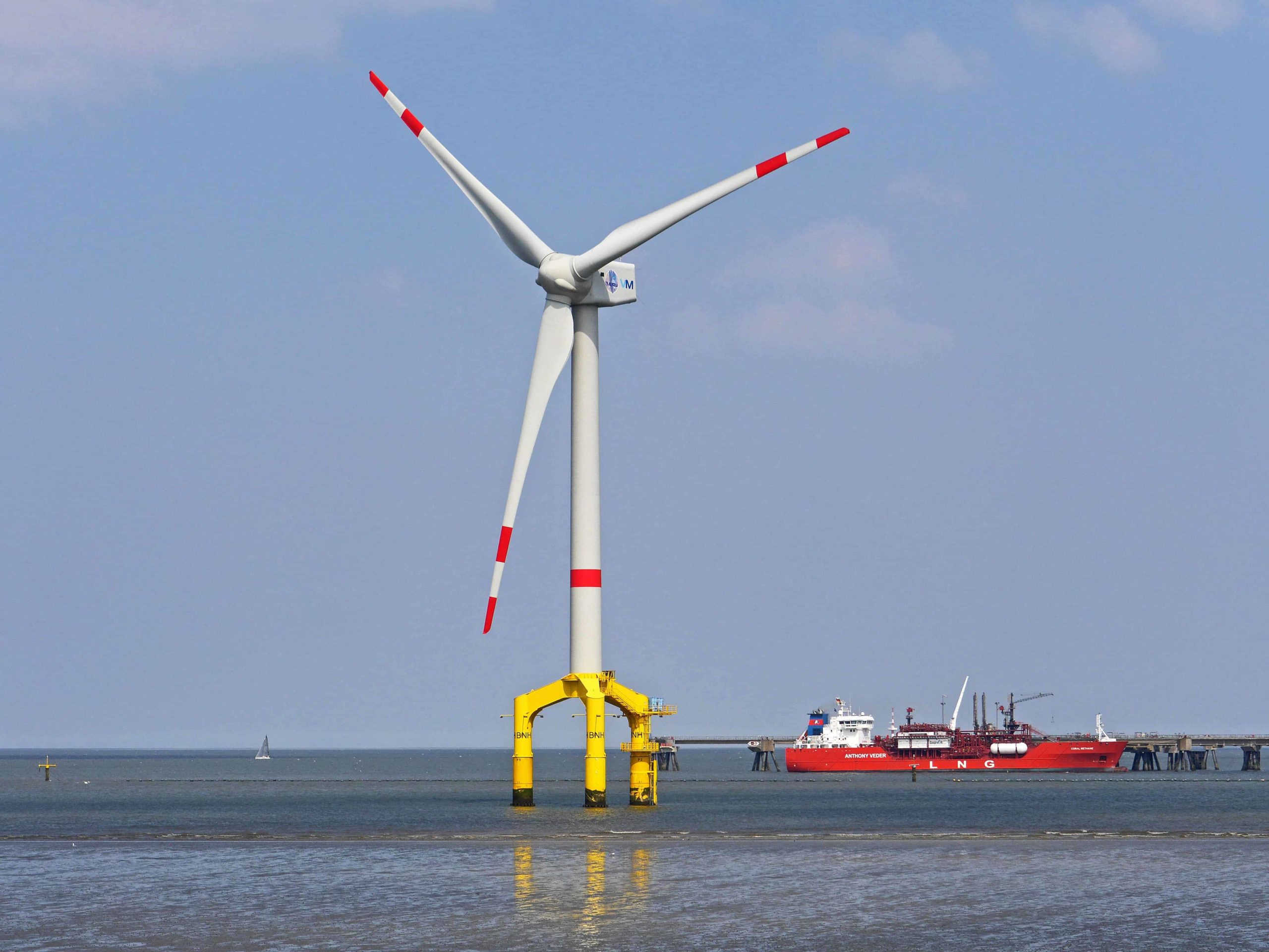 PGE w Brukseli o inwestycji w morskie farmy wiatrowe