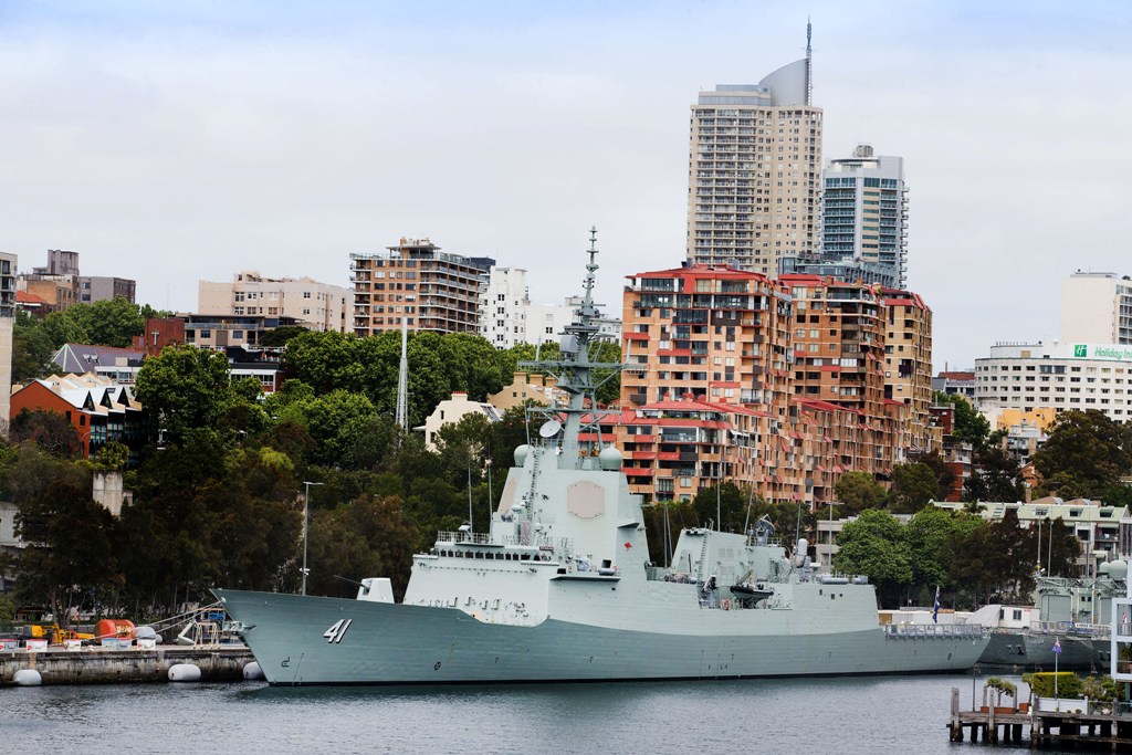 Niszczyciel rakietowy HMAS Brisbane wszedł do służby w australijskiej marynarce