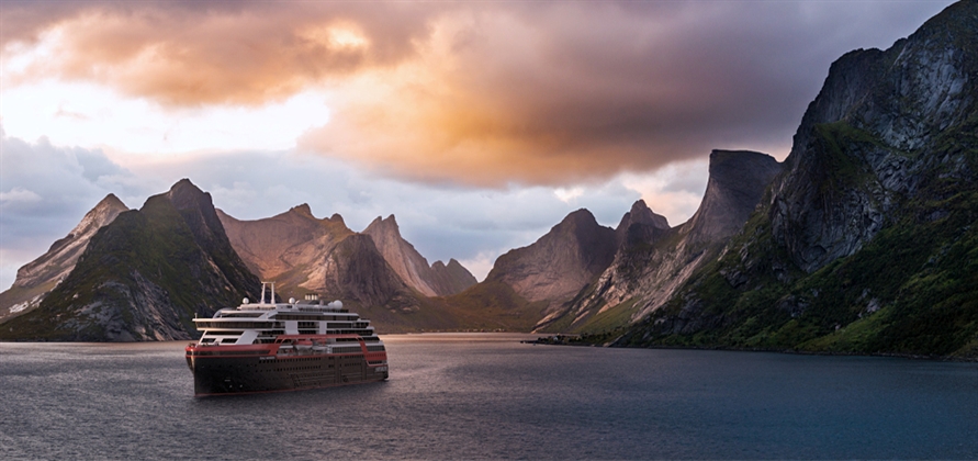 Kleven Verft zbuduje trzeci wycieczkowiec polarny dla Hurtigruten