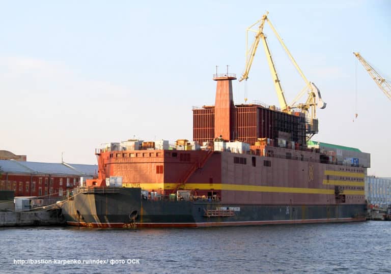 Akademik Łomonosow / Portal Stoczniowy