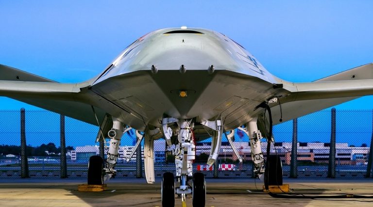 MQ-25 US Navy / Portal Stoczniowy