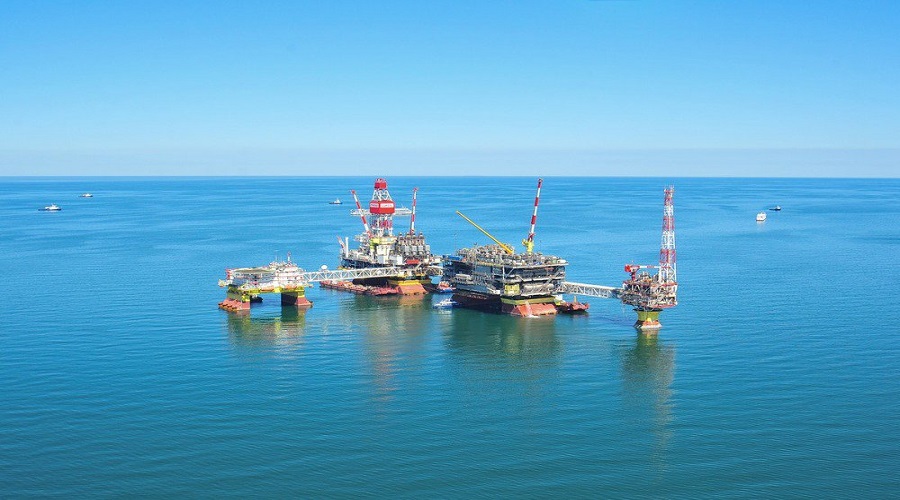 Energetyka: rosyjski Łukoil wchodzi na kazachstański szelf Morza Kaspijskiego