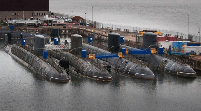 Stare okręty podwodne: atomowy złom straszy nie tylko w Rosji