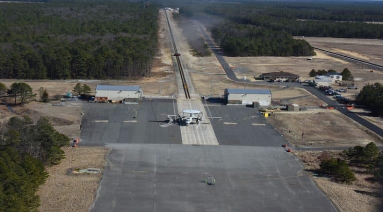 general atomics / portal stoczniowy