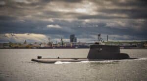 Marynarka chce naprawić okręt ORP Bielik, ale firmy ignorują przetarg / Portal Stoczniowy