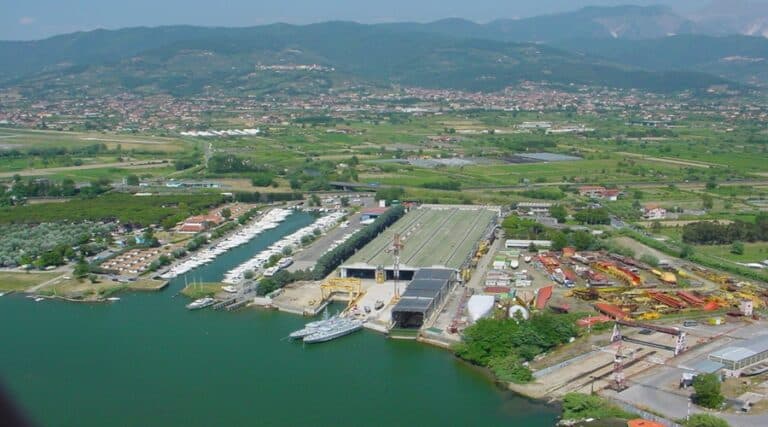 Leonardo i Intermarine: podpisanie umowy w sektorze morskim / Portal Stoczniowy