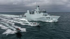 Wcielono do służby drugą pakistańską korwetę typu Damen OPV1900 / Portal Stoczniowy