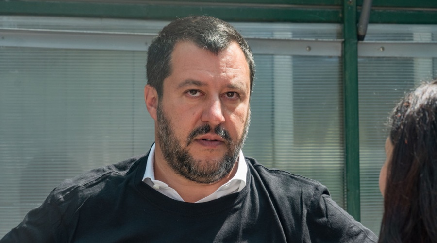 Lider Ligi Salvini znów stanął przed sądem ws. migrantów na statku