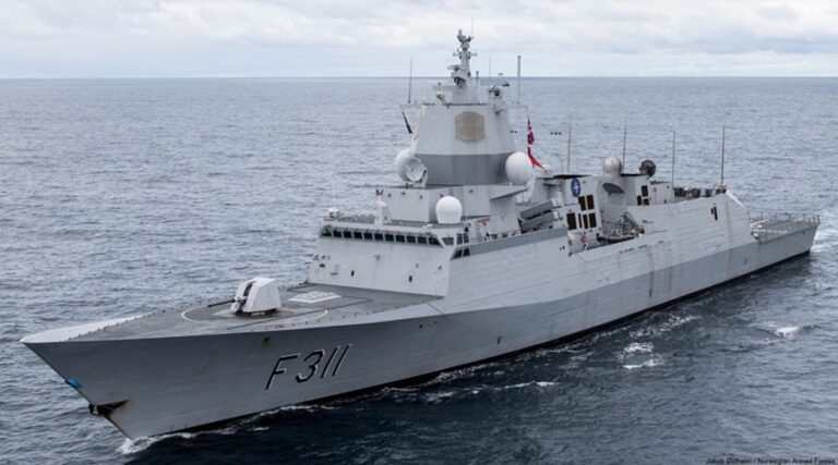 Fregaty obrony powietrznej na Bałtyku / Portal Stoczniowy