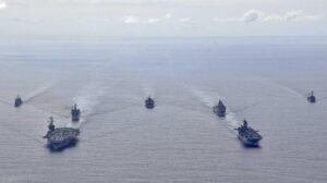 us navy na morzu Fipińskim