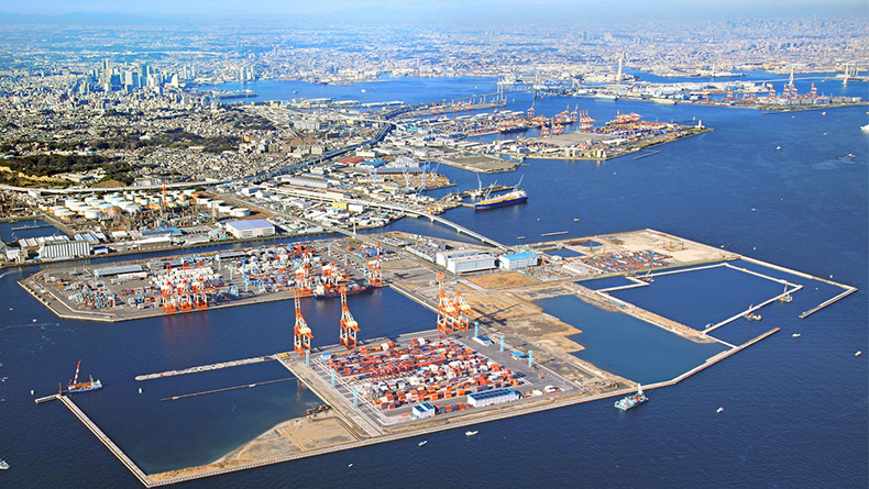 Porty azjatyckie dominują w nowym Raporcie ws. Wydajności Terminali Kontenerowych