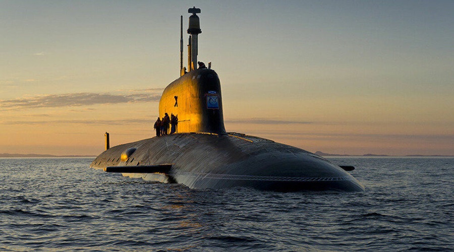 Rosyjskie okręty podwodne okrążają całe wybrzeże kraju