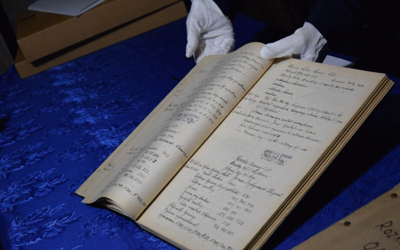 Cenny zbiór dokumentów trafił do Muzeum Marynarki Wojennej