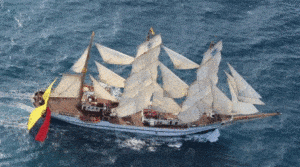 Kolumbijski żaglowiec przechwycił łódź podwodną przemytników narkotyków / Portal Stoczniowy