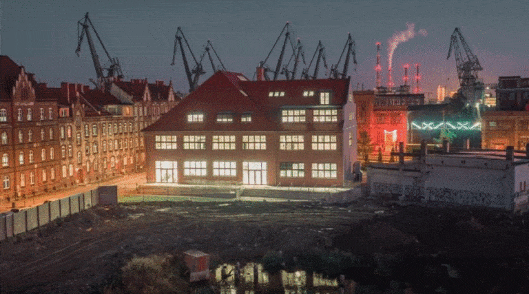 W postoczniowym obiekcie w Gdańsku otwarto NOMUS - Nowe Muzeum Sztuki / Portal STOCZNIOWY