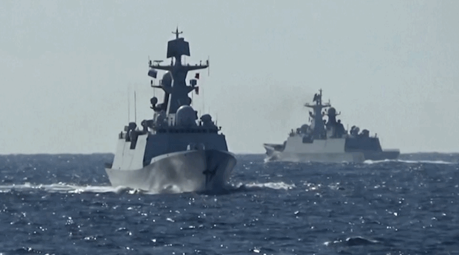 Chińskie i rosyjskie okręty przepłynęły przez japońską cieśninę