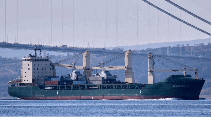 Amerykańskie okręty patrolowe w drodze do Odessy