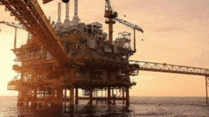 Cena ropy naftowej w czwartym kwartale 2021 - analiza i prognoza / Portal Stoczniowy