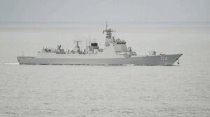 Chiński niszczyciel rakietowy celował laserem w samolot australijskich sił powietrznych / Portal Stoczniowy