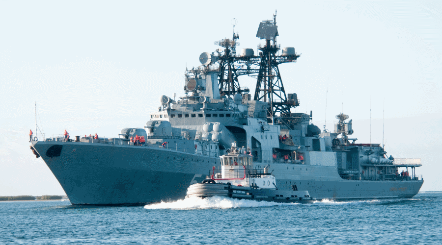 Rosyjski okręt wojenny zatrzymuje statki płynące na Ukrainę ￼