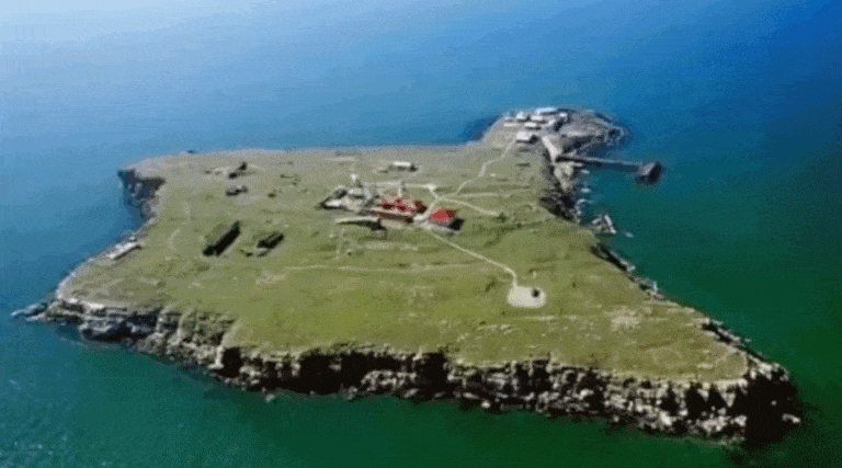 Wyspa Węży: Ukraina liczy na powrót swoich żołnierzy / Portal Stoczniowy