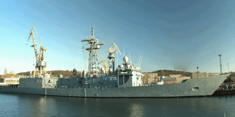 ORP Kościuszko wraca do służby po remoncie w PGZ Stoczni Wojennej / Portal Stoczniowy