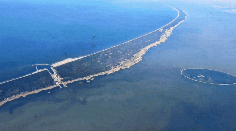 Otwarcie kanału żeglugowego przez Mierzeję Wiślaną - 17 września / Portal Stoczniowy