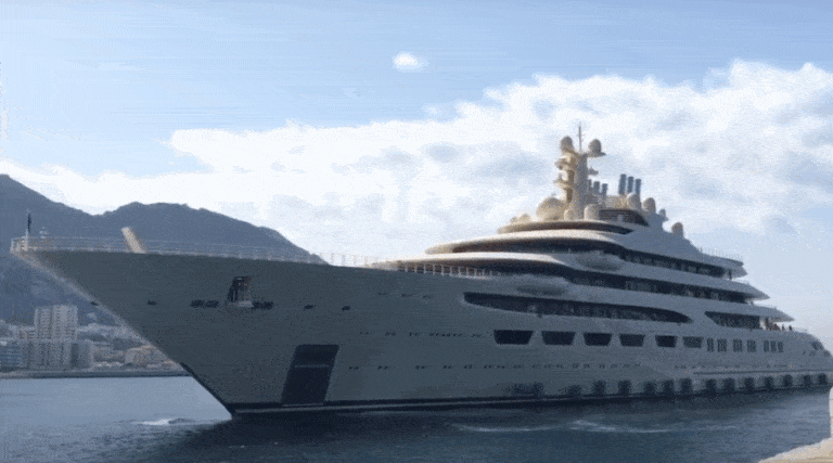 Niemcy zajęły jacht należący do siostry oligarchy Usmanowa / Portal Stoczniowy