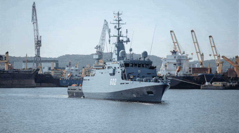 Przyszły ORP Albatros zacumował w Porcie Wojennym Gdynia / Portal Stoczniowy