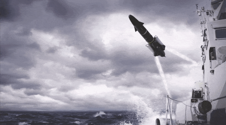 Diehl Defence otrzymał kontrakt na produkcję pocisku przeciwokrętowego RBS15 / Portal Stoczniowy