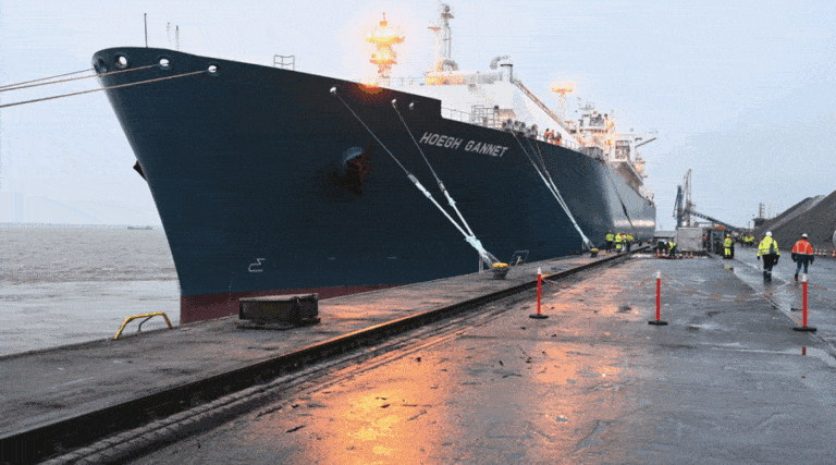 Niemcy: Kolejny terminal FSRU zawinął do portu Brunsbuettel / Portal Stoczniowy