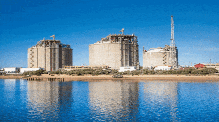 Gazowce LNG z Hiszpanii pomagają złagodzić europejski kryzys energetyczny / Portal Stoczniowy