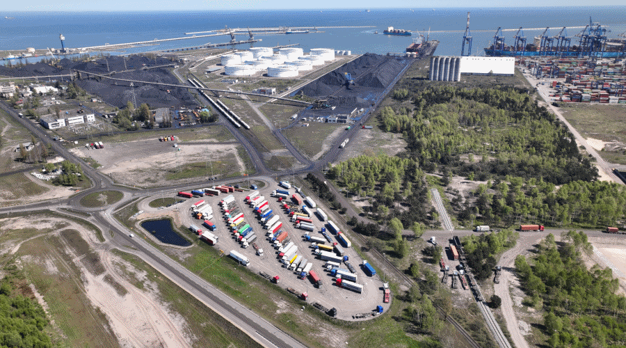 Port Gdańsk udostępnia 780 miejsc postojowych dla samochodów ciężarowych