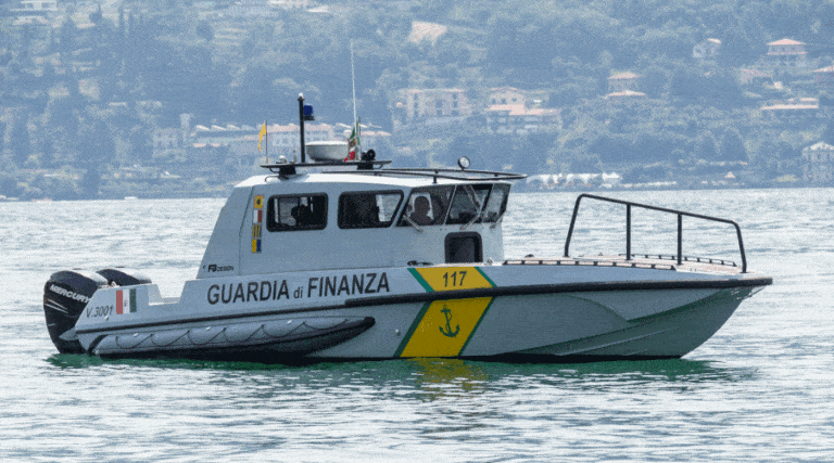Guardia di finanza / Portal Stoczniowy