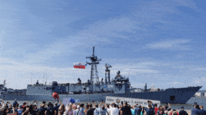 Fregata rakietowa ORP Gen. T. Kościuszko powracająca do Portu Wojennego w Gdyni Portal Stoczniowy