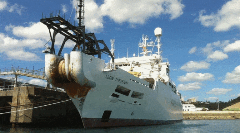 kablowiec Leon Thevenin / Portal Stoczniowy