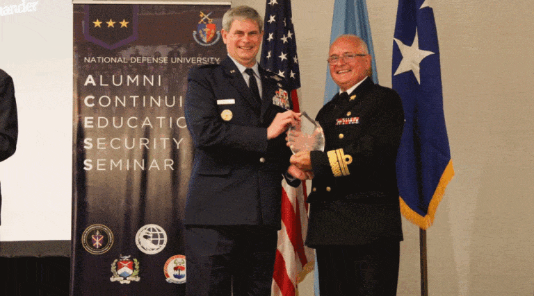 Wiceadmirał Krzysztof Jaworski wyróżniony przez National Defense University / Portal Stoczniowy