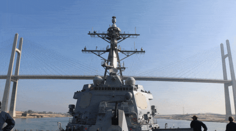 USS Thomas Hudner / Portal Stoczniowy