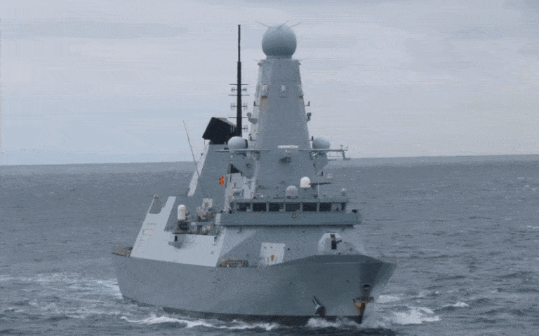 Irańskie statki szpiegowskie kontrolowane przez IRGC na Morzu Czerwonym / Portal Stoczniowy