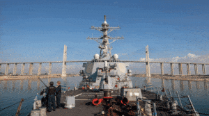 USA strąciły pocisk przeciwokrętowy Huti / Portal Stoczniowy