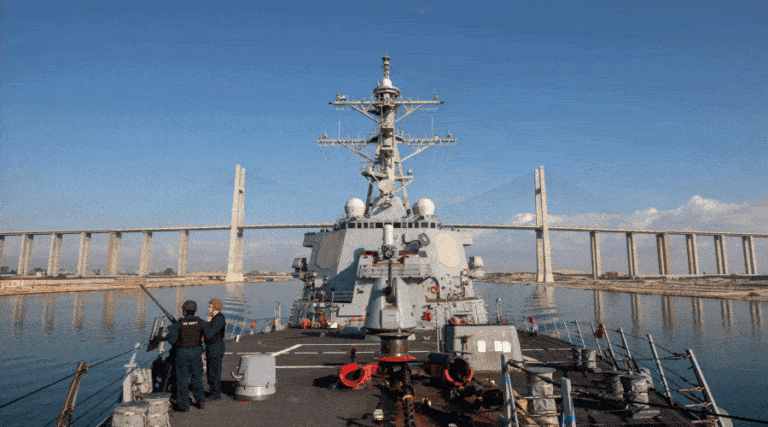 USA strąciły pocisk przeciwokrętowy Huti / Portal Stoczniowy