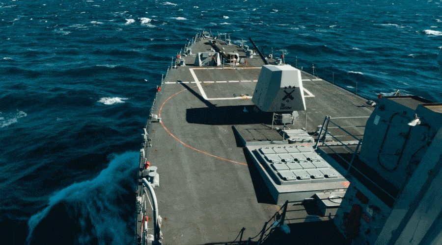 USS Mason w ogniu konfliktu / Portal Stoczniowy
