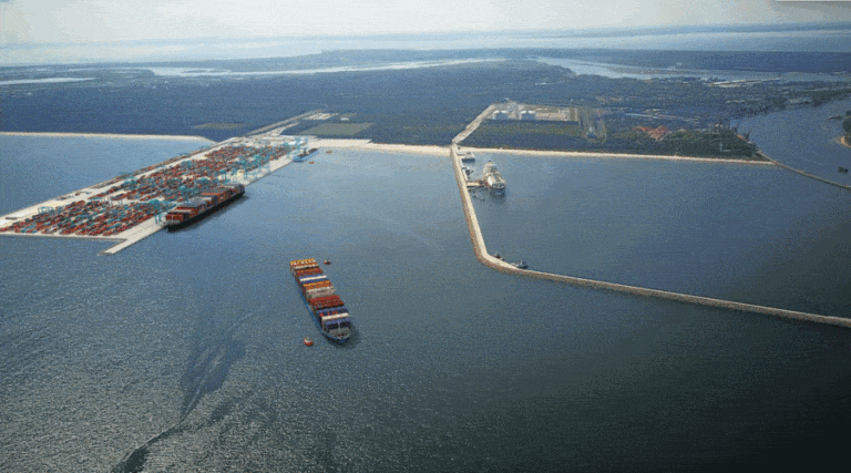 terminal kontenerowy Świnoujście / Portal Stoczniowy