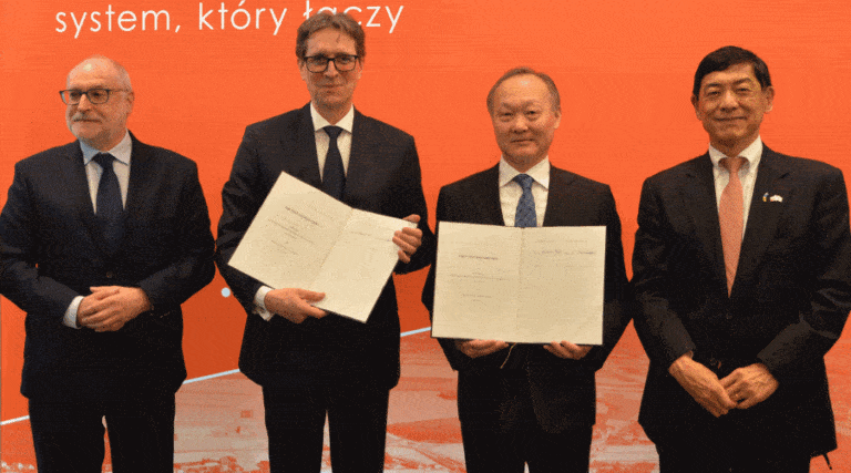 GAZ-SYSTEM podpisał umowę czarteru pierwszej w Polsce jednostki FSRU / Portal Stoczniowy