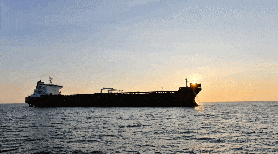 Morze Czerwone: Pocisk Huti uszkadza tankowiec z rosyjską ropą / Portal Stoczniowy