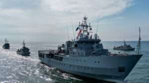Okręty wojenne MW RP: ORP Czernicki na czele misji NATO / Portal Stoczniowy