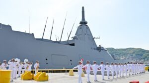 Piąta fregata Yahagi typu Mogami w służbie / Portal Stoczniowy