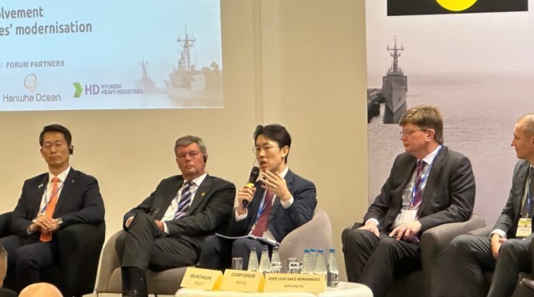 Program Orka po Koreańsku / Portal Stoczniowy