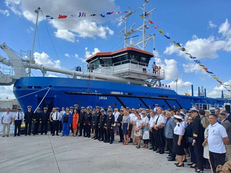 Pogłębiarka Ursa w Urzędzie Morskim w Gdyni / Portal Stoczniowy 