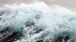 Tropikalna burza Debby niszczy wybrzeże Florydy / Portal Stoczniowy